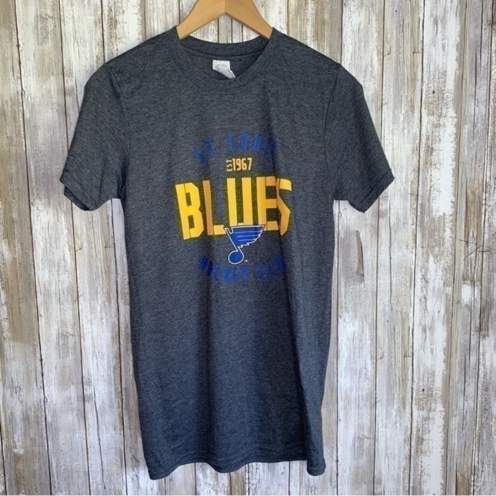 NWT NHL St. Louis Blues Tee